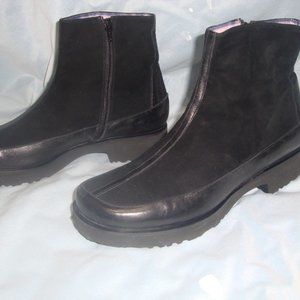 Taryn Rose Italy 'Piper' handmade black  kidskin leather ankle boots size 40